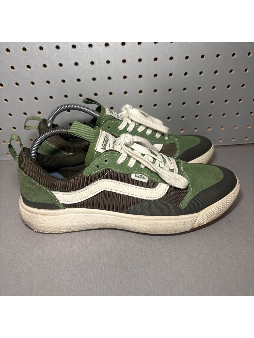 Vans Ultrarange EXO SE Shoes Mens Sz 9 Green Gray White Skate Sneakers